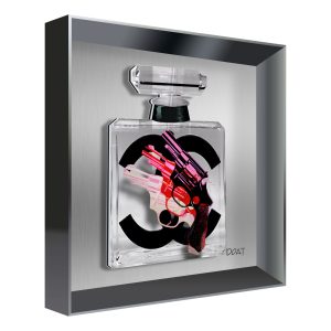 VITRINE RELIEF HOMMAGE A WARHOL REVOLVERS