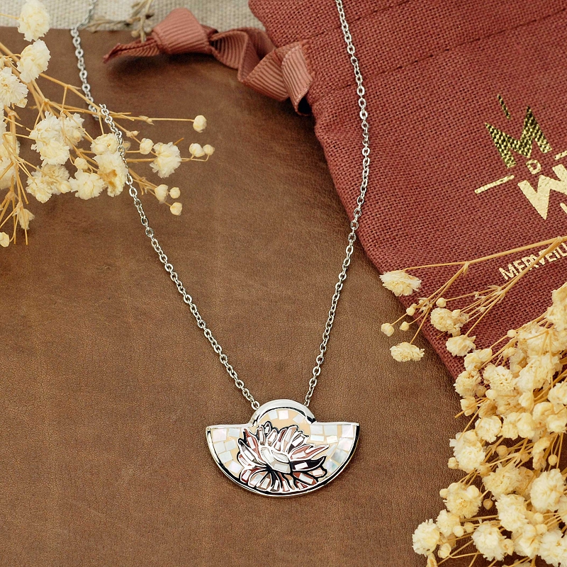 Collier acier et nacre